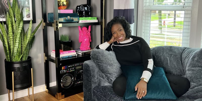 Stephanie Michelle At Home Ohio House Tour | Apartment Therapy